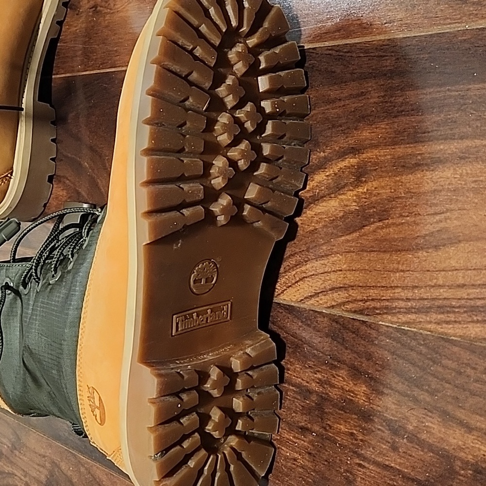 Timberlands - Picture 7 of 7